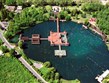 Maďarsko - Hévíz - kráterové termální jezero Gyógytó, letecký pohled