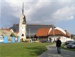 Termální lázně - Maďarsko - Eger - moderní kostel Makowacze vzniklý rekonstrukcí starého, rozbombardovaného ve 2.světové válce
