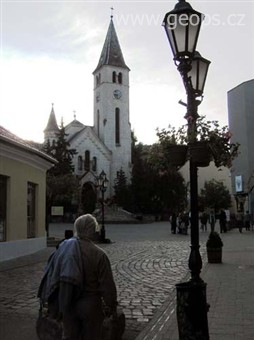 Termální lázně - Maďarsko - městečko Tokaj, centrum vinařské oblasti a místo s mnoha sklípky