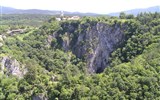 Termální lázně a wellness - Slovinsko - Slovinsko - propast Velká Dolina, součást systému Škocjanských jeskyní, UNESCO